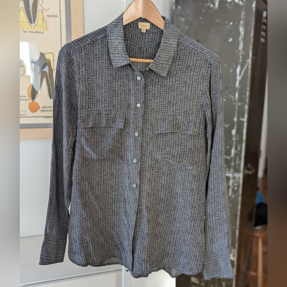 Gray 100% Silk Shirt by T. Babaton M